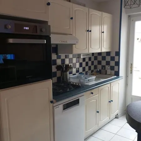 בית נופש Maison Avec Courette A 400 M De La לה ברנרי-אן-רץ