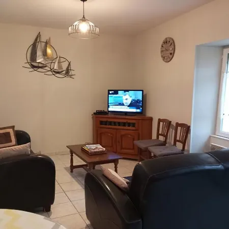 Maison Avec Courette A 400 M De La * לה ברנרי-אן-רץ